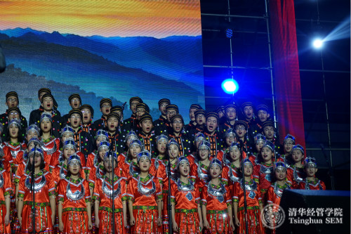 1481077920069098579.jpg 精彩的演出_meitu_1.jpg